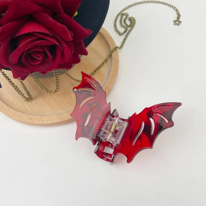Bat Clip